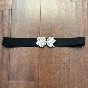 Unique Vintage Black Elasticated Belt with Silver Floral Buckle, Size Small